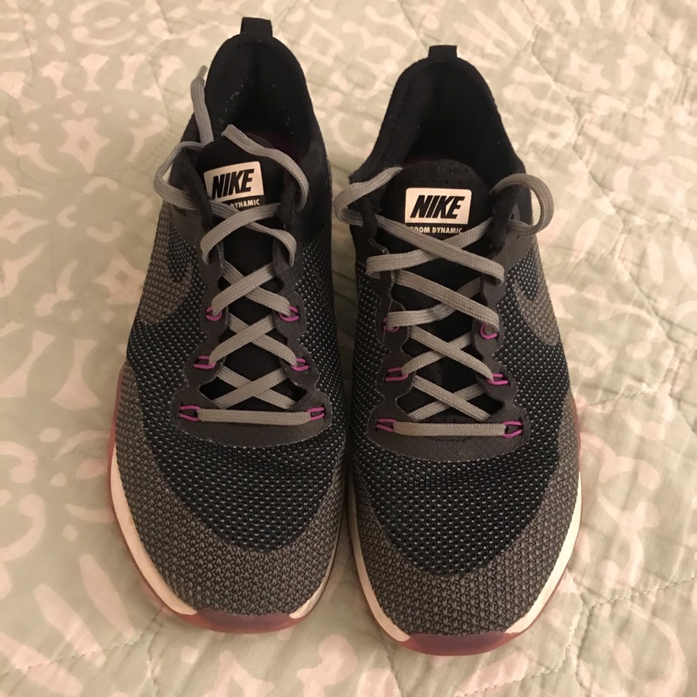 Nike Zoom Dynamic Sneakers